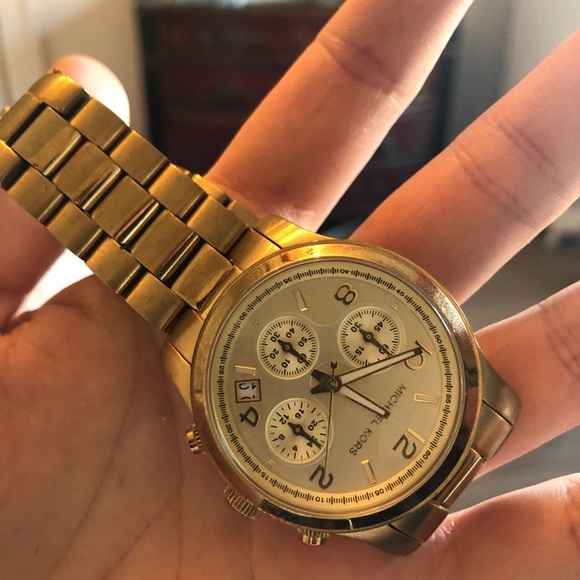 Gold Michael Kors Watch - Picture 8 of 8